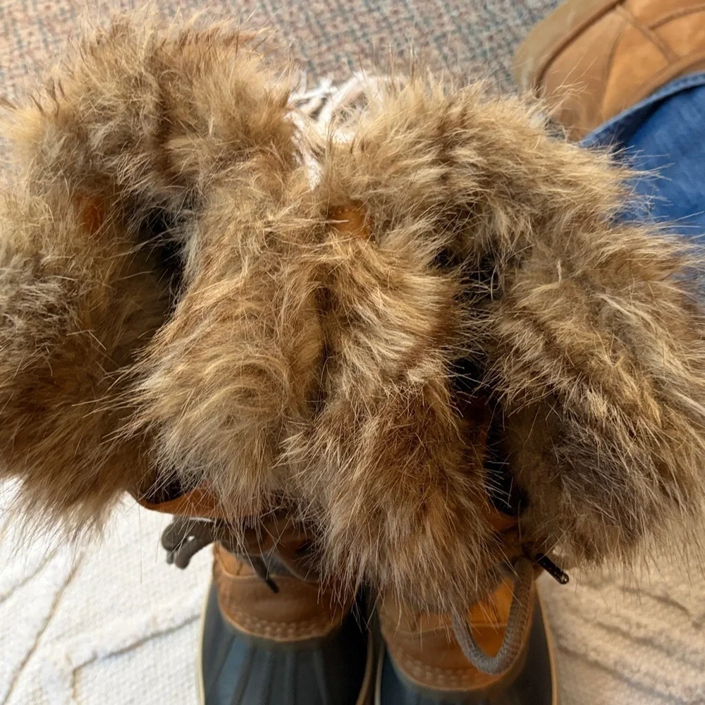 Sorel Joan of Artic boots Sz 6 like new